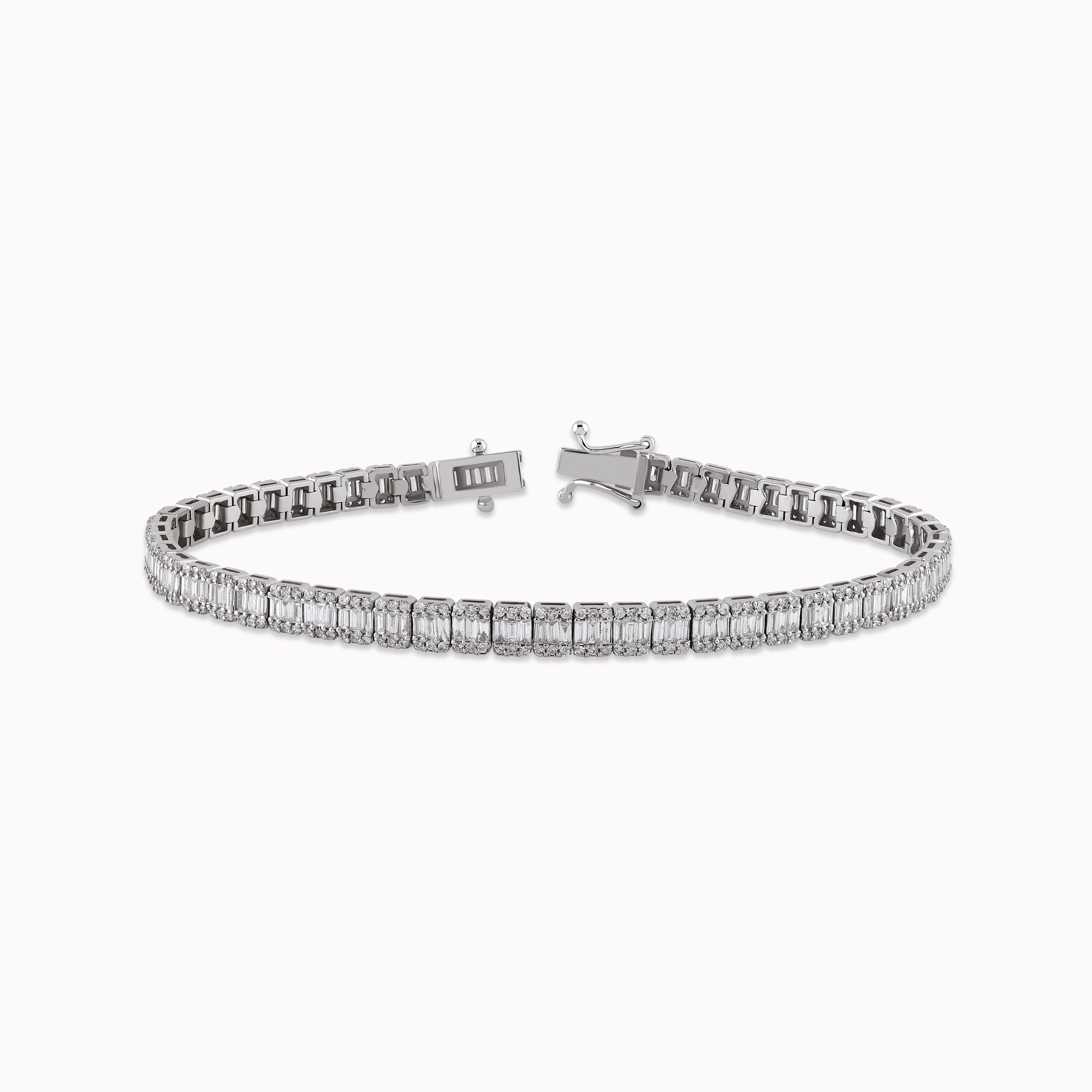 Bratara Aur Alb 14K cu Diamante 3.69ct